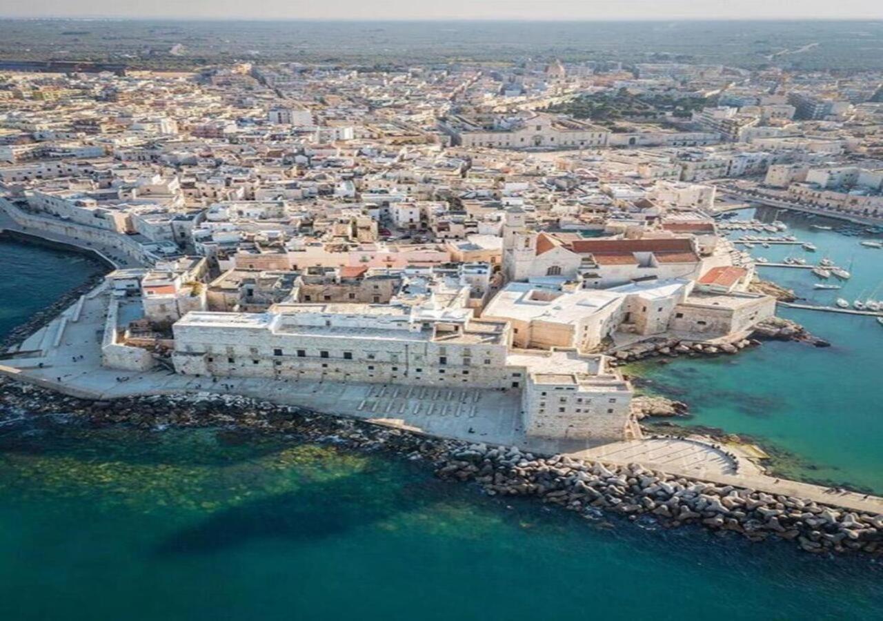 Suite Da Nonno Luigi 100 Metri Dal Mare Giovinazzo Luaran gambar